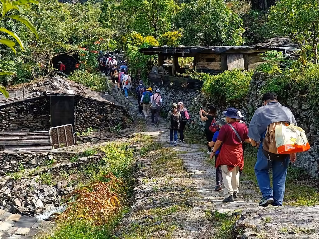 東方足跡老七佳石板屋部落活動照片