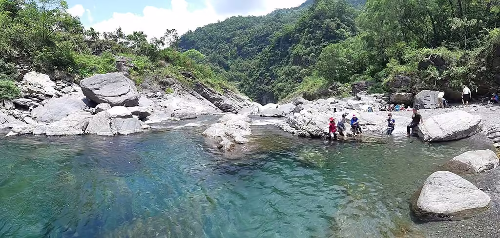 東方足跡巴達茵古部落活動照片
